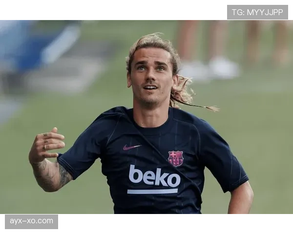 格列兹曼影锋角色在不同战术体系中的适配性分析